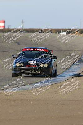 media/Nov-16-2024-CalClub SCCA (Sat) [[641f3b2761]]/Group 4/Race (Outside Grapevine)/